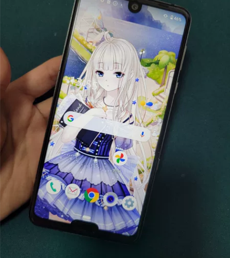 夏普r3手机 ，黑色， 想要的朋友直接拍，...