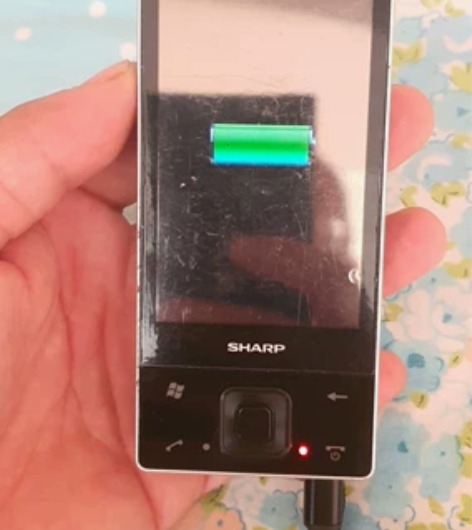 夏普SH80iuc，滑盖手机，触摸屏手机，...