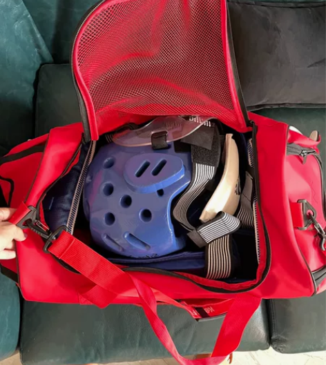 跆拳道护具包，在跆拳道馆1800多购买！没...