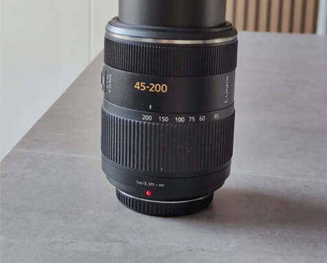 松下45-200长焦M43镜头 无霉，微灰...