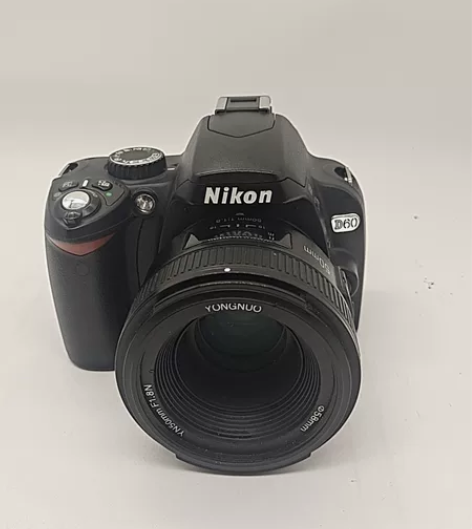 尼康D60含永诺501.8入门单反加人像镜...