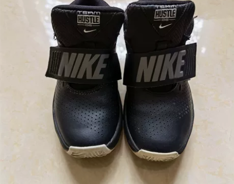 品牌：Nike 尺码：12C，内长：180...