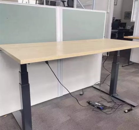 尾货清仓电动升降桌双电机独立办公桌写字桌电...