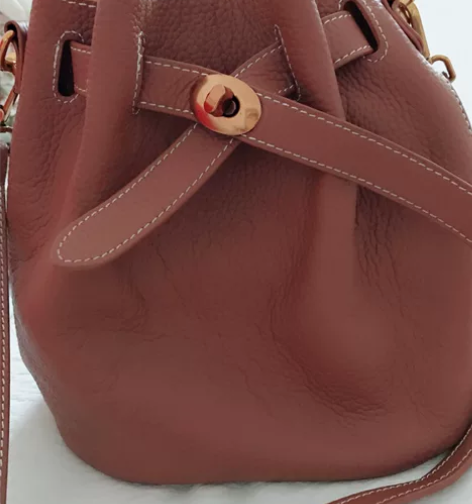 真皮女包新款牛皮包女单肩斜挎包女手提斜挎包...