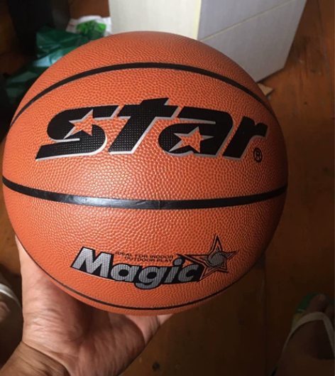 全新篮球 六号球，韩国世达品牌，训练用篮球...