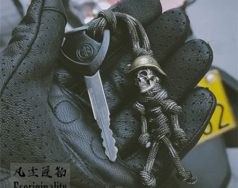 摩托车钥匙挂绳复古黄铜骷髅伞绳吊坠机车钥匙...