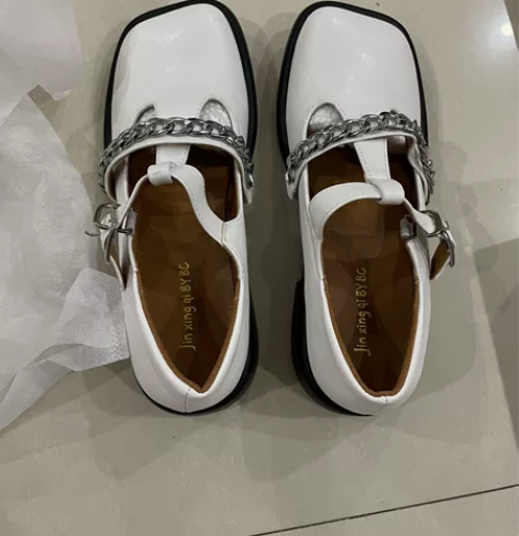 37码女生白色玛丽珍鞋 全新，鞋子太多了，...