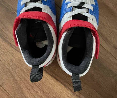 nike乔丹 幼儿运动鞋 购于西安奥莱 全...