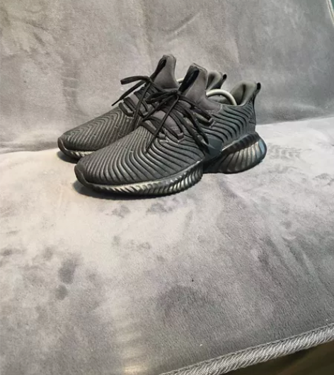 Adidas 休闲运动鞋男鞋正品42码二手...