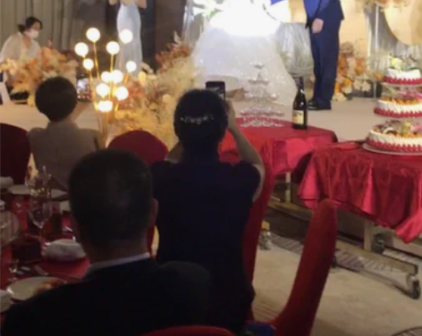 婚庆追光灯7R230w光束追光，真正光束灯...