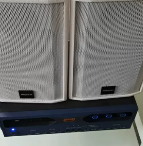 家庭影院K歌音箱8寸音箱一对，配套的功放一...