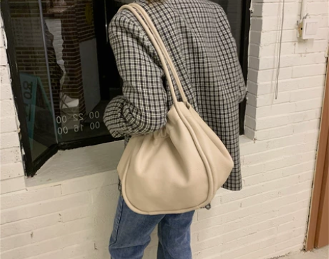 果柠莞尔 女士包 感兴趣的话点“我想要”和...