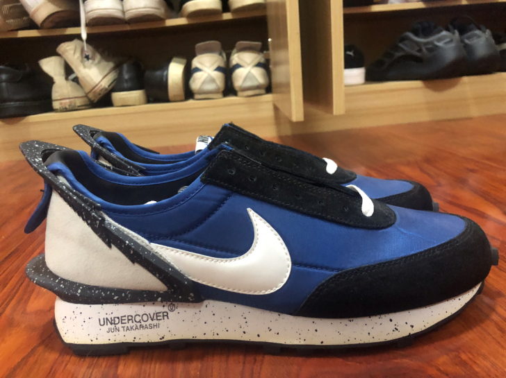 nike跑步鞋.耐克运动鞋.透气网孔.耐磨...