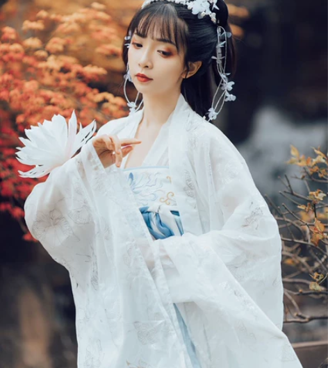 【现售】南雅集山间玉汉服齐腰上衣s码，背心...
