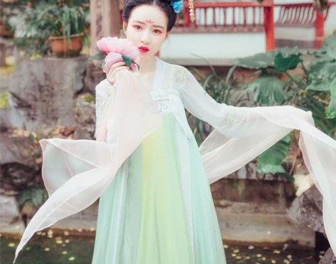 都城南庄新品汉服女齐胸襦裙原创绣花襦裙两件...