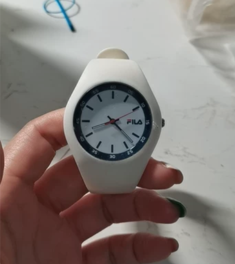 斐乐手表 一百多买的，斐乐最便宜的一款，不...