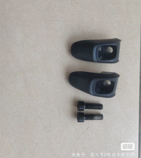 二手卖九号电动车和电摩拆来挂钩送挂钩一对啊...