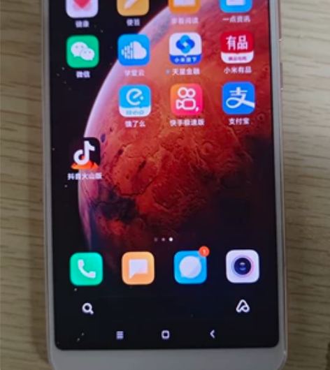 小米6X 感兴趣的话点“我想要”和我私聊吧...
