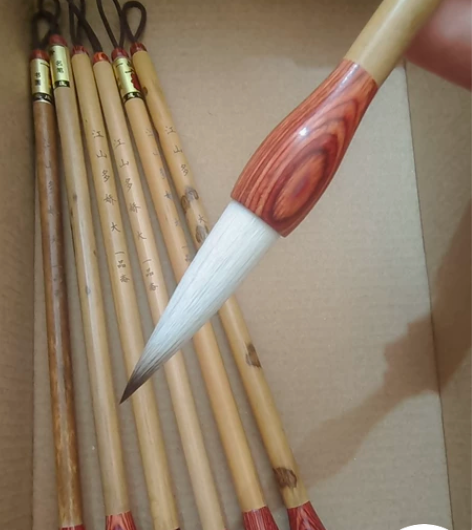 江山多娇大号，很好的一款黑尖毛笔，杆子是天...