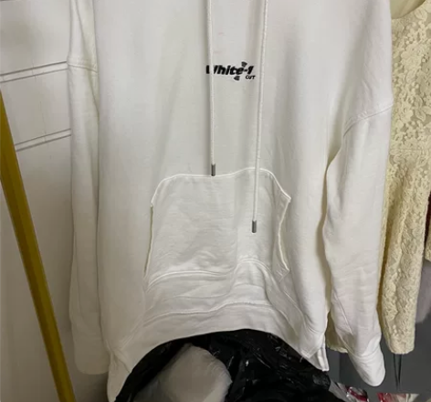 男士白色连帽卫衣（前短后长） L尺码 秋季...