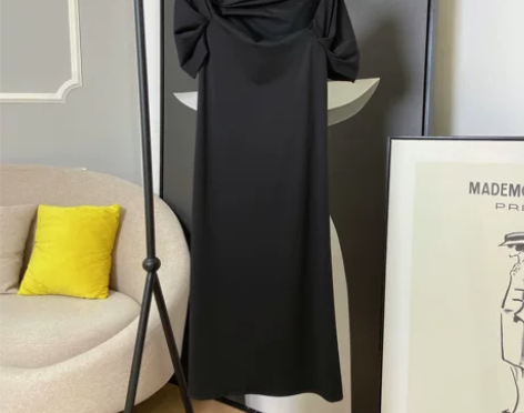 伊霖家连衣裙 刚收到大了 独~特设计师系列...