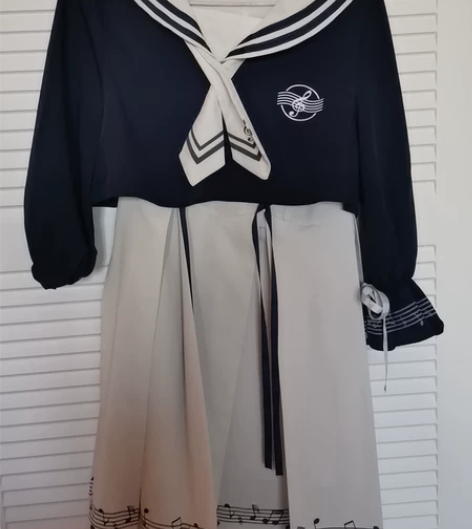 漫踪二次元套装，非全新，L码 感兴趣的话点...