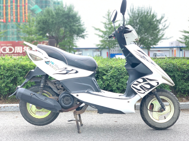 125冲程摩托车，鬼火踏板