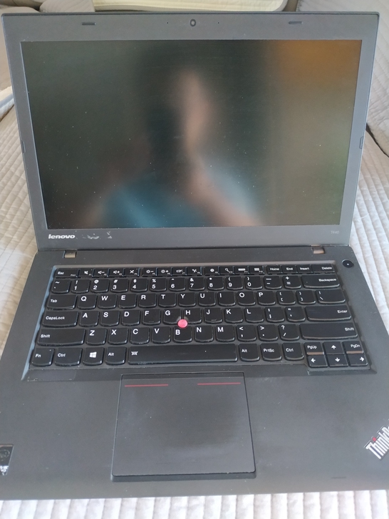 Thinkpad T440，轻薄本。具体配...