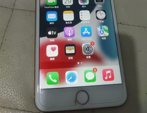 苹果8plus，64G成色好，全原，功能全...