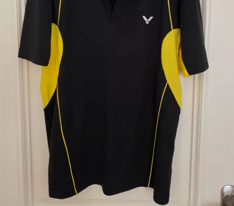 两套男士运动衣 一套穿过几次 另一套全新没...