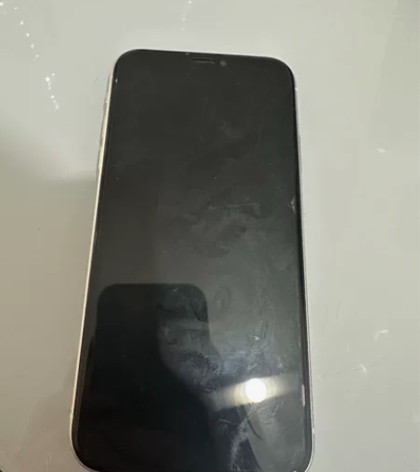 iphone 11  内存128g ，手机...