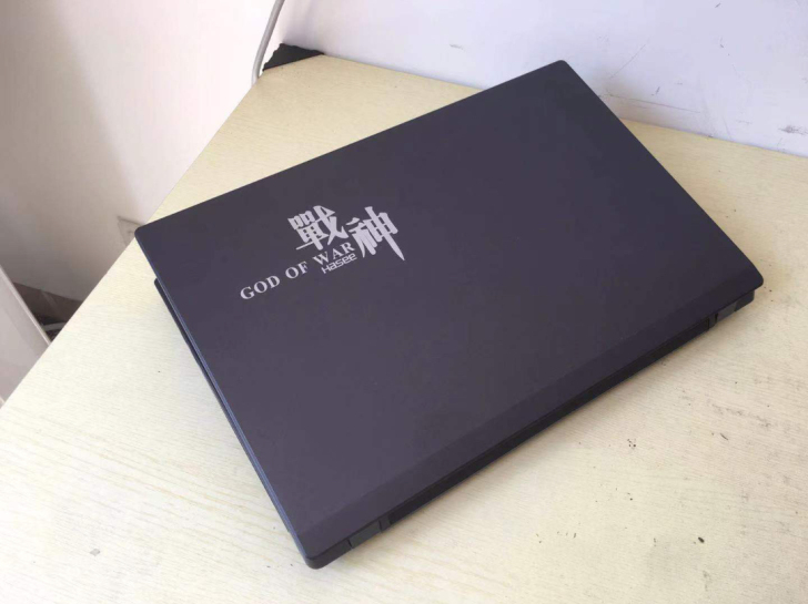 1050显卡战神k670d神州战神笔记本电...