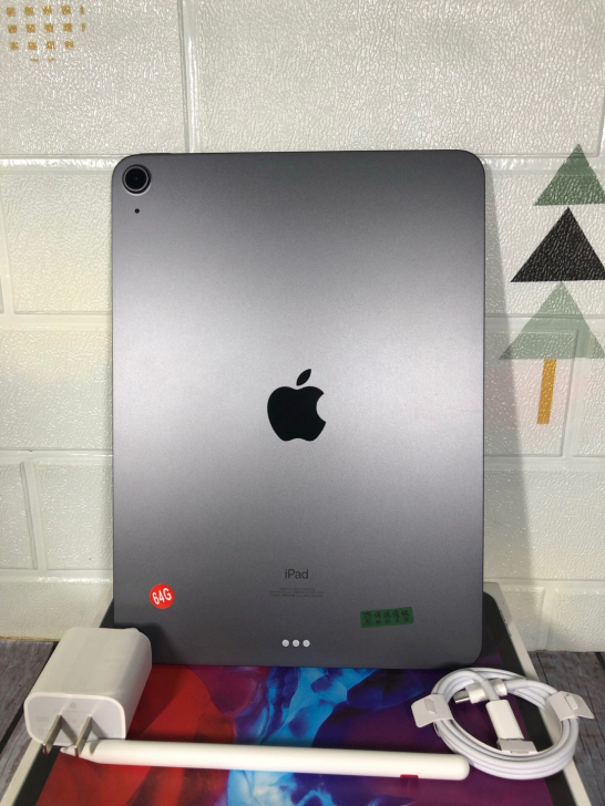 99新国行充电1次iPad Air4代（2...