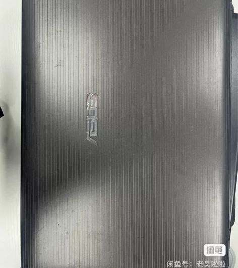 闲置台 笔记本电脑  成色还很新 重新刷个...