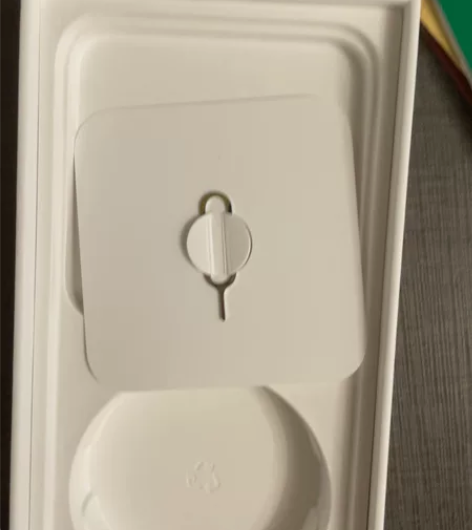 iphone取卡针，自己手机的，全新没用过...