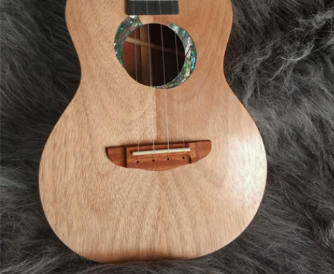 全新23寸古典头单板尤克里里全新 23寸尤...