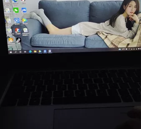 小米i7笔记本电脑闲置一手转让，买的时候六...