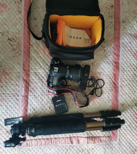 脑袋发热自购单反佳能7D+1585镜头+脚...