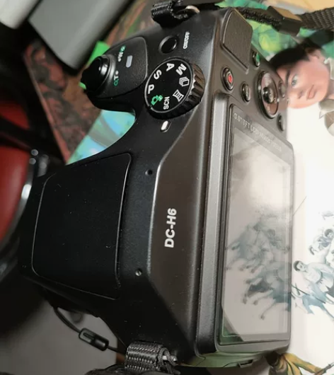 爱国者aigo数码相机 99新,一个几乎全...