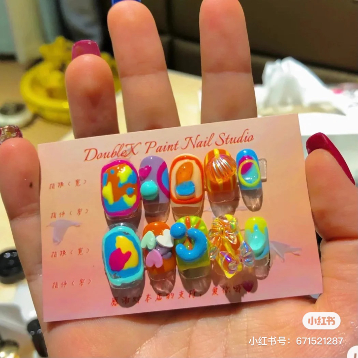 小红书穿戴甲定制  带图问价