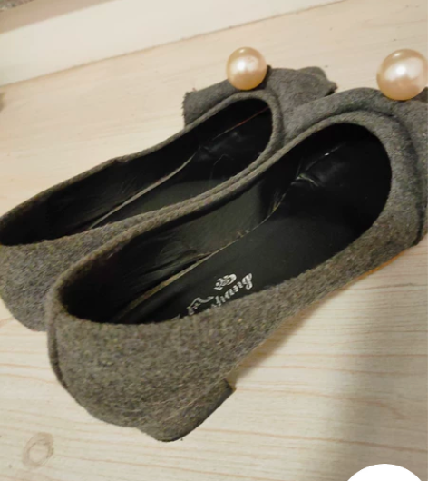 法式粗跟浅口单鞋灰色尖头珍珠春秋新款玛丽珍...