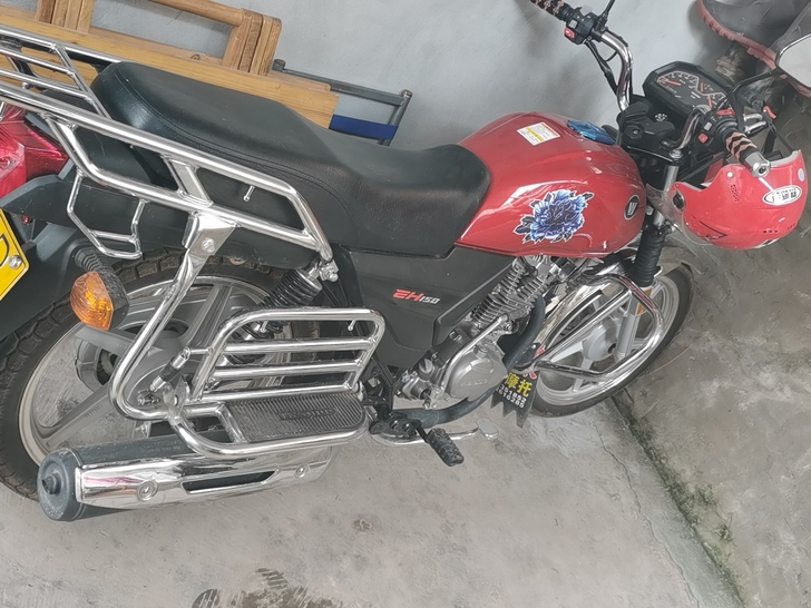 闲置一辆几乎全新豪爵eh150电喷摩托车，...