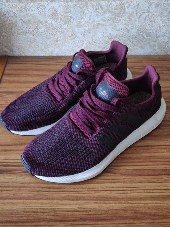 正品二手41.5码阿迪达斯adidas休闲...