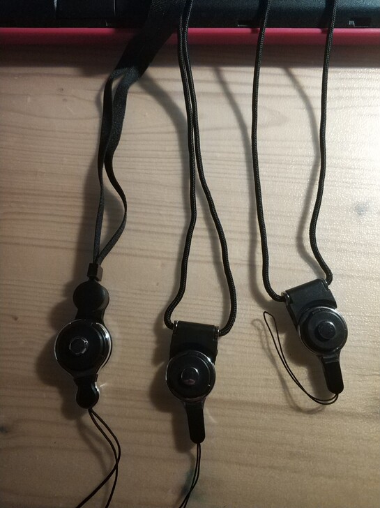 挂绳 手机绳 证件挂绳,全新三个一起转,其...