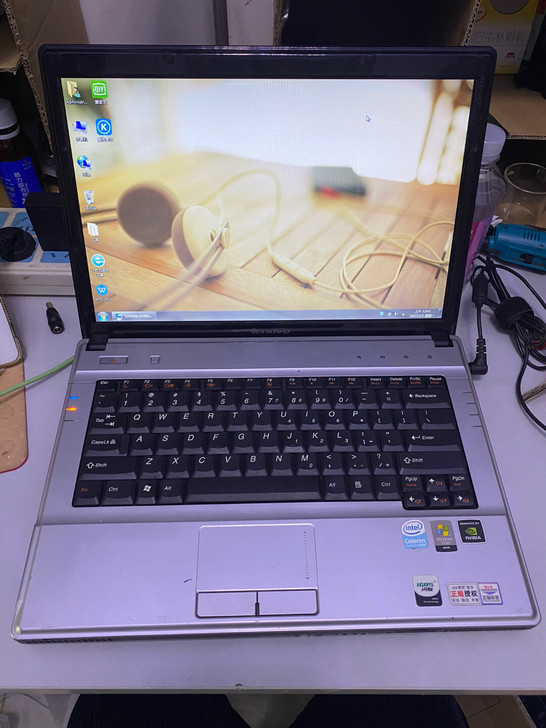 联想3000笔记本电脑