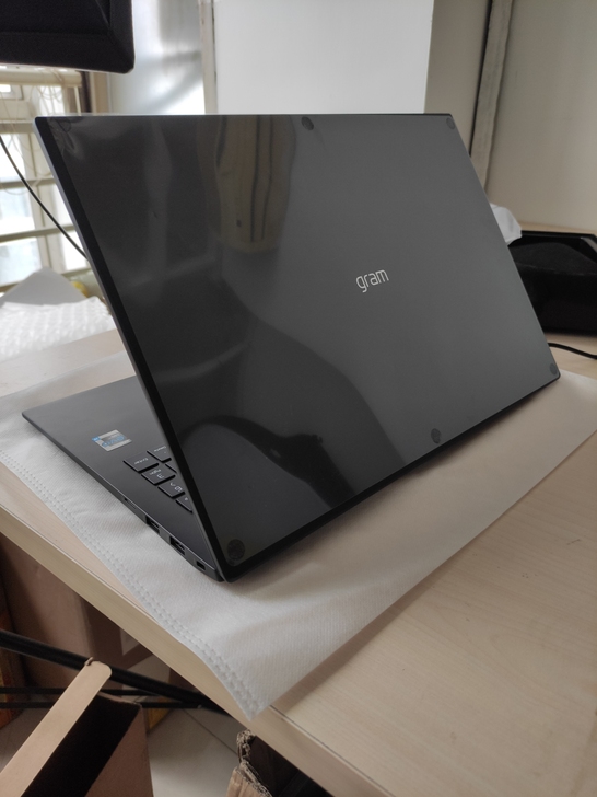 LG gram 2021款16英寸超轻薄窄...
