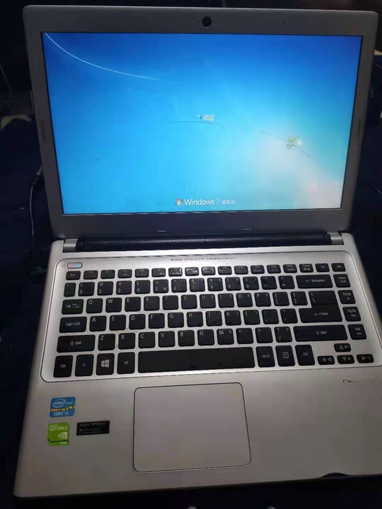 宏基笔记本电脑 银色 14寸 成色很好 ...