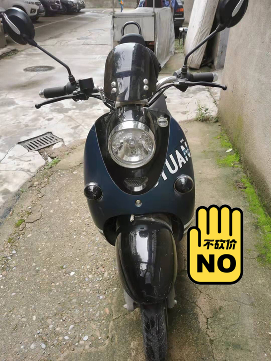 绿源小龟王电动车60伏20安,跑了4000...