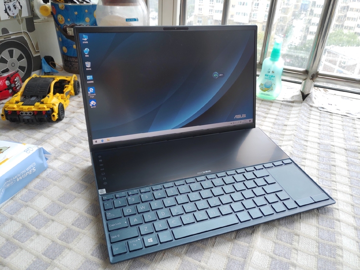 华硕灵耀x2duo双屏独显 i5 512G...