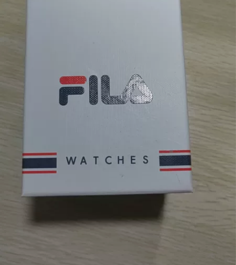 Fila斐乐手表，抖yin买的，然后一直没...